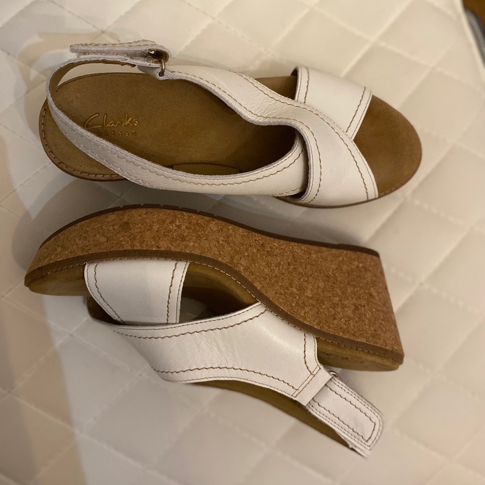 Clarks White leather wedges